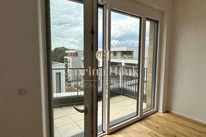 Moderne Penthouse-Wohnung im 4. Obergeschoss mit Balkon und Aufzug – Die vollständige Adresse der Immobilie erhältst du vom Anbieter., 86156 Kriegshaber, Augsburg – Vorschaubild 7