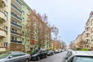 Bezugsfrei & provisionsfrei: 3-Zimmer-Wohnung mit Sonnenbalkon in Top-Zustand! – Berlin – Vorschaubild 17