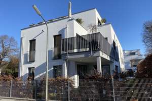 RARITÄT - traumhafte 4 Zimmerwohnung mit Garten in Top Lage