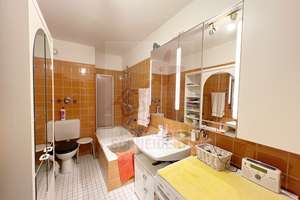IMMOBILIEN SCHNEIDER - Bogenhausen - schöne 3 Zimmer Wohnung mit traumhaftem Innenhofblick – Die vollständige Adresse der Immobilie erhältst du vom Anbieter., 81677 Parkstadt, München – Vorschaubild 17