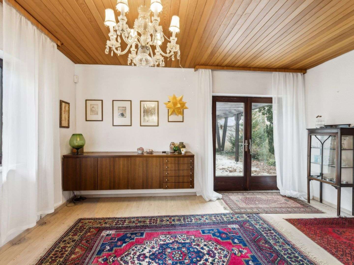 Immobilie in Altdorf bei Nürnberg - Bungalow mit vielen Highlights inkl. Doppelgarage, Pool und großem Garten in Altdorf/Hagenhausen - Bild 0