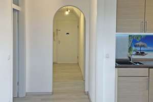 Gemütliche, helle 2-Zimmer-Dachgeschosswohnung mit Weitblick in Kirchheim ! – Schlehenring 24 a, 85551 Kirchheim bei München – Vorschaubild 13