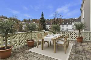 Wohnen mit Blick auf die Godesburg: Charmantes Dreifamilienhaus in Bad Godesberg – Die vollständige Adresse der Immobilie erhältst du vom Anbieter., 53177 Alt-Godesberg, Bonn – Vorschaubild 23