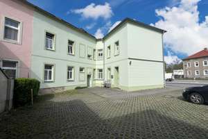 Rendite 5,9 %  Wohn- und Geschäftshaus in bester Lage von Bischofswerda – Hans- Volkmann-Straße 18, 1877 Bischofswerda – Vorschaubild 3
