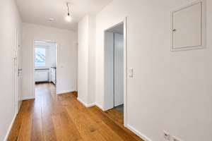 Moderne 2-Zimmer-Wohnung mit Einbauküche im beliebter City-Lage – Stresemannstraße 27, 40210 Stadtmitte, Düsseldorf – Vorschaubild 10