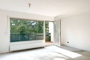 Dachgeschosswohnung mit großer Sonnenterrasse – Die vollständige Adresse der Immobilie erhältst du vom Anbieter., 12209 Lichterfelde, Berlin – Vorschaubild 2