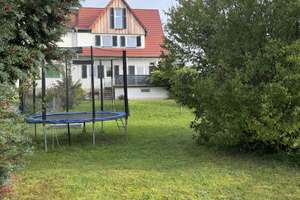 Sanierte Doppelhaushälfte mit großzügigem Garten, ideal für die kleine Familie! – Josenhansstr. 3, 70499 Weilimdorf (Ortsteil), Stuttgart – Vorschaubild 2
