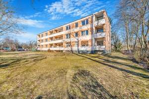 Bezugsfrei! 4 Zimmer mit Sonnigem Balkon. Renovierungsbedürftig – Gütergotzer Straße 3, 14165 Zehlendorf, Berlin – Vorschaubild 17