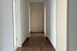 Helle, einfache 3-Raum-Wohnung mit Balkon, Tageslichtbad, Wanne und Abstellraum. Stellplatz möglich – Fichtestraße 16, 39112 Sudenburg, Magdeburg – Vorschaubild 9