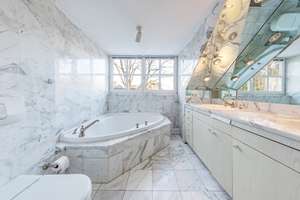 Property thumbnail 19