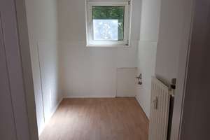 Bremen - Woltmershausen, 2 Zimmer Wohnung, Küche, Flur, Duschbad und Balkon im 1. OG – Die vollständige Adresse der Immobilie erhältst du vom Anbieter., 28197 Woltmershausen (Ortsteil), Bremen – Vorschaubild 5