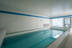 Bungalow im Dichterviertel mit uneinsehbarem Garten und Swimmingpool im Haus – Die vollständige Adresse der Immobilie erhältst du vom Anbieter., 40474 Stockum, Düsseldorf – Vorschaubild 14