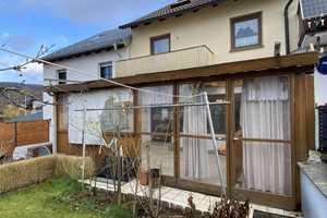Familienfreundliches Reihenmittelhaus mit Garten – Weißenburg-Gunzenhausen (Kreis) – Vorschaubild 2