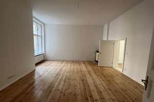 geräumige 2 Zimmer Wohnung mit EBK im ruhigen SF. – Prenzlauer Allee 45-45a, 10405 Prenzlauer Berg, Berlin – Vorschaubild 1