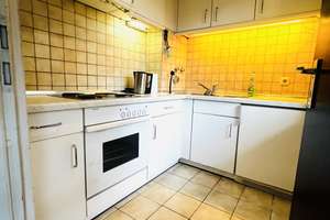 ZENTRAL & RUHIG mit BALKON ins GRÜNE * Charmante 1-Zi.-Wohnung – Die vollständige Adresse der Immobilie erhältst du vom Anbieter., 80333 Augustenstraße, München – Vorschaubild 5