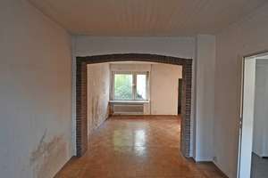 Mach mich wieder schön :) Sanierungsbedürftige DHH mit Garten & Garage in Frillendorf – Die vollständige Adresse der Immobilie erhältst du vom Anbieter., 45139 Frillendorf, Essen – Vorschaubild 3