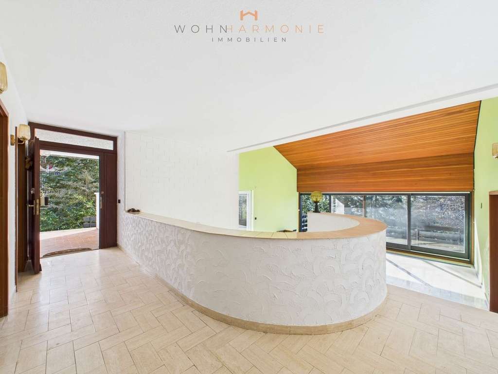 Immobilie in Kämpfelbach - freistehendes Einfamilienhaus auf großzügigem Grundstück - Bild 0