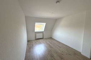 5-Zimmer auf zwei Ebenen - frisch renoviert mit Balkon – 45147 Holsterhausen, Essen – Vorschaubild 19