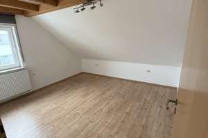 Gemütliche 3 Zimmer-Dachgeschosswohnung – Promenadeweg 5, 89165 Dietenheim – Vorschaubild 5