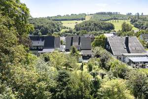 Schluss mit Wohnung – hallo Garten, Terrasse und Freiheit! – Die vollständige Adresse der Immobilie erhältst du vom Anbieter., 59929 Brilon – Vorschaubild 2