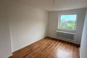 Schöne 4-Zimmer-Wohnung mit Einbauküche in Kiel – Pickertstraße  43a, 24143 Gaarden-Ost, Kiel – Vorschaubild 7