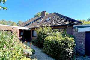 Architektenhaus . 9 Zimmer . Doppelgarage . Einlieger-Whg. . Schwimmbad – Bremen – Vorschaubild 1