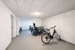 Licht, Garten & Komfort: 4,5 Zimmer auf 160,5 m² barrierefreies Wohnen in bester Lage – Die vollständige Adresse der Immobilie erhältst du vom Anbieter., 53474 Bad Neuenahr-Ahrweiler – Vorschaubild 31