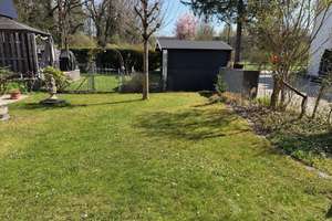 Gartenwohnung in Feldmoching: hochwert. möbl., Pauschalmiete (Doppel-Carport, Internet, Neb.kosten) – Die vollständige Adresse der Immobilie erhältst du vom Anbieter., 80995 Feldmoching, München – Vorschaubild 3