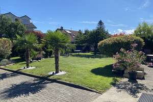 *Reserviert* Zweifamilienhaus mit großem Grundstück (950 m²) in ruhiger Lage – auch als EFH nutzbar – Die vollständige Adresse der Immobilie erhältst du vom Anbieter., 79427 Eschbach – Vorschaubild 2