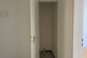 sonnige 1-Zimmer-Wohnung mit Balkon, ab 01.07.2026
PKW-TG-Stellplatz optional – Die vollständige Adresse der Immobilie erhältst du vom Anbieter., 80993 Alt-Moosach, München – Vorschaubild 6