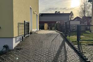 Moderne Doppelhaushälfte in Gera-Debschwitz – Wohnen im Grünen mit perfekter Anbindung – Die vollständige Adresse der Immobilie erhältst du vom Anbieter., 7548 Debschwitz, Gera – Vorschaubild 4