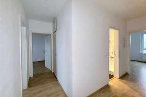 3-Zimmer Eigentumswohnung mit Ausblick in Düsseldorf-Garath – Stralsunder Straße 77, 40595 Garath, Düsseldorf – Vorschaubild 8