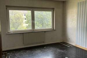 Porz-Eil - solide und gutgeschnittene (modernisierungsbedürftige) 3.-Zimmerwohnung mit Balkon! – Bonner Straße 75, 51145 Eil, Köln – Vorschaubild 10