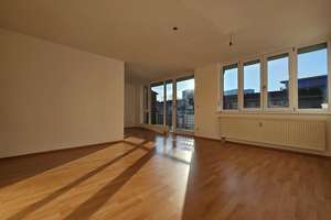 Zentral, aber ruhig! Traumhaft sonnige Top 2-Zimmer-Wohnung mit Balkon in Erlangen – Die vollständige Adresse der Immobilie erhältst du vom Anbieter., 91052 Tal, Erlangen – Vorschaubild 2