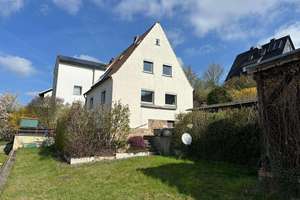 Gestalten Sie Ihren neuen Wohntraum selbst - Einfamilienhaus in beliebter Lage! – Die vollständige Adresse der Immobilie erhältst du vom Anbieter., 96472 Rödental – Vorschaubild 3