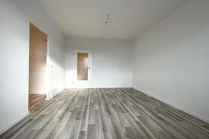 2-Raumwohnung mit schöner Aussicht aus 10. Etage – Bruno-Granz-Straße 44, 9122 Morgenleite, Chemnitz – Vorschaubild 9