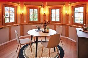 Studenten aufgepasst: verschiedene WG-Zimmer innerhalb 7er WG in kernsanierter Maisonettewohnung