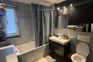 Helle, hochwertig möblierte Wohnung + Balkon in ruhiger, idealer Lage zum Giesinger Bahnhof – Schlierseestraße 71, 81539 Obergiesing, München – Vorschaubild 8
