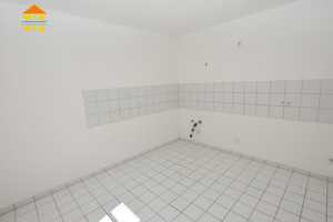 *Hier ist Platz für die ganze Familie - Balkon, begrünter Innenhof und Stellplatz* – Gießerstraße 27, 9130 Chemnitz – Vorschaubild 6