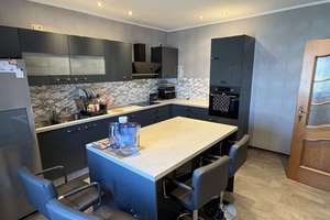 Viel Platz & flexible Nutzung – Modernisiertes Reihenhaus mit 7 Zimmern – Die vollständige Adresse der Immobilie erhältst du vom Anbieter., 41066 Uedding, Mönchengladbach – Vorschaubild 9