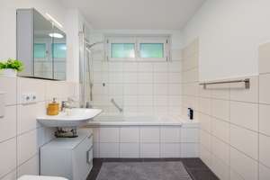+++ NEU am Markt: Vermietete 2 ZKB mit Westbalkon im Sheridan Park in Augsburg-Pfersee zum Kauf +++ – Die vollständige Adresse der Immobilie erhältst du vom Anbieter., 86157 Pfersee-Süd, Augsburg – Vorschaubild 7