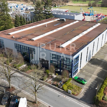 Repräsentative Lager- & Produktionsflächen | 2 Kranbahnen vorhanden | perfekte Anbindung| RUHR REAL