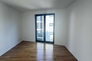 Schöne 3-Zimmer Wohnung mit Balkon in super Lage direkt an der Elbe – Im Elbbahnhof 16, 39104 Altstadt, Magdeburg – Vorschaubild 7