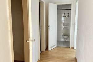 Sofort verfügbare 3-Zimmer-Wohnung im 3. Obergeschoss am Strausberger Platz – Die vollständige Adresse der Immobilie erhältst du vom Anbieter., 10243 Friedrichshain, Berlin – Vorschaubild 6