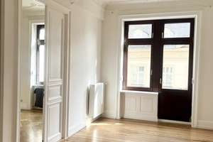 *** Kernsanierter stilvoller 4 Zi. Altbau mit Süd- Balkon*** – Marktstraße 9, 65183 Mitte, Wiesbaden – Vorschaubild 3
