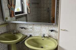 Geräumiges 6-Zimmer-Haus in Eichendorf – Die vollständige Adresse der Immobilie erhältst du vom Anbieter., 94428 Eichendorf – Vorschaubild 7