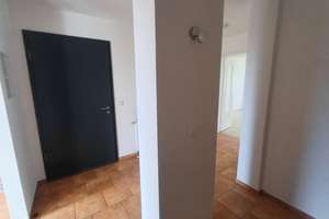 +++ 4 Zimmer Maisonette Wohnung mit Balkon und Stellplatz +++ – Schlachthofstraße 17, 8058 Pölbitz, Zwickau – Vorschaubild 5