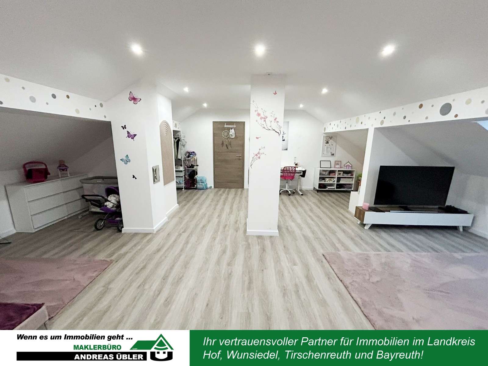 Immobilie in Bad Alexandersbad - Einziehen & genießen - Wohnglück mit Aussicht - Bild 1