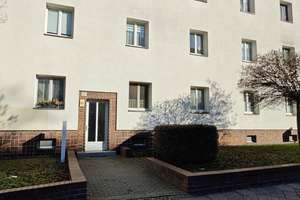 Geräumige 2,5 Raum Wohnung mit Loggia in Renovierung