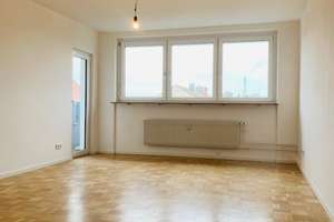 Schicke 2-Zimmer-Wohnung mit Balkon sucht neuen Mieter! – Brehmstr. 2, 90443 Steinbühl, Nürnberg – Vorschaubild 2
